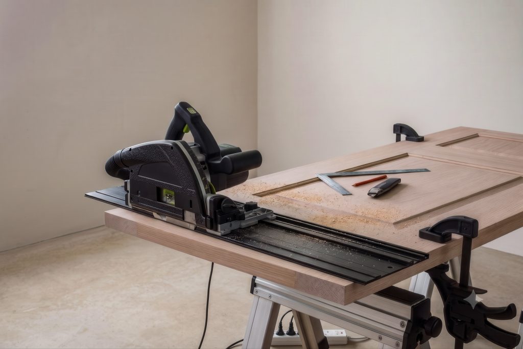 handyman services edinurgh door trimming planing cutting